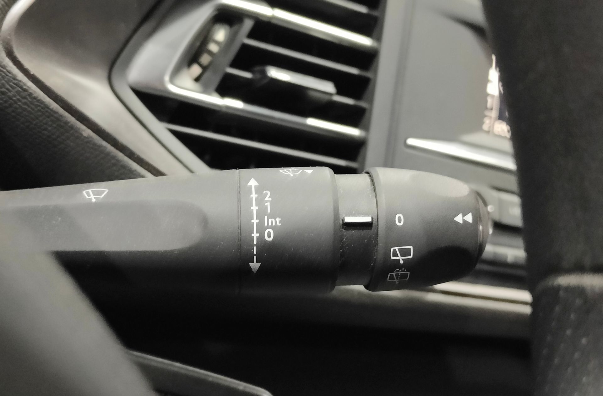 Peugeot 308 1.6 BlueHDi Access - foto 19