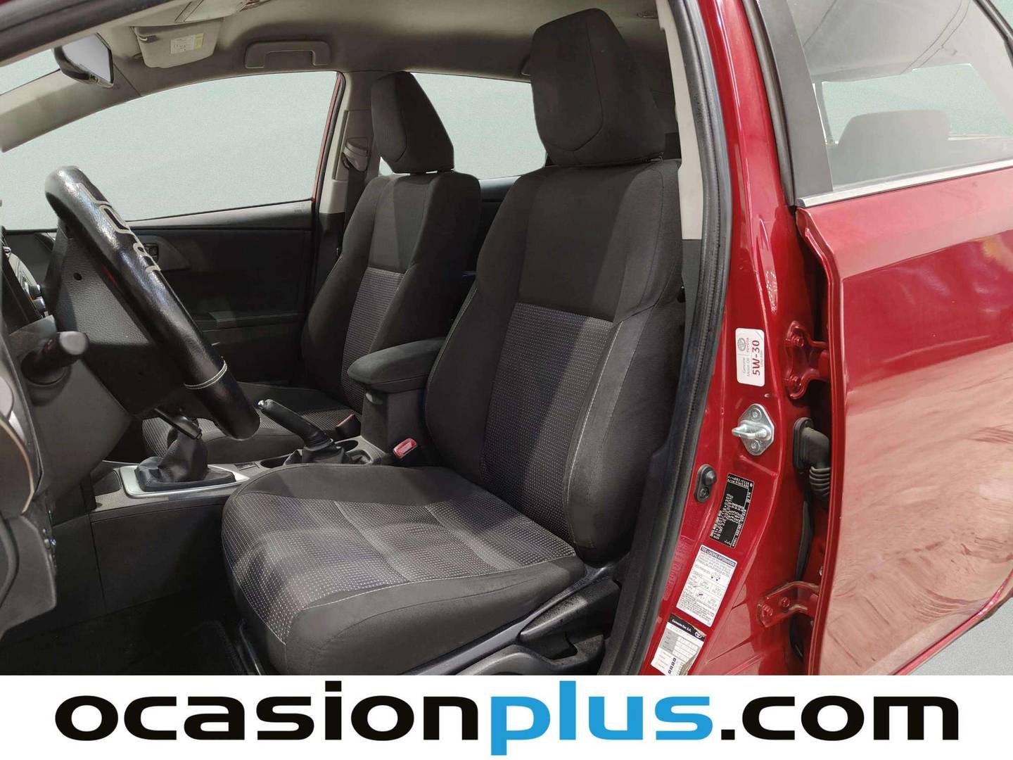 Foto asientos delanteros Toyota Auris Toyota Auris 120D Active (124 CV)