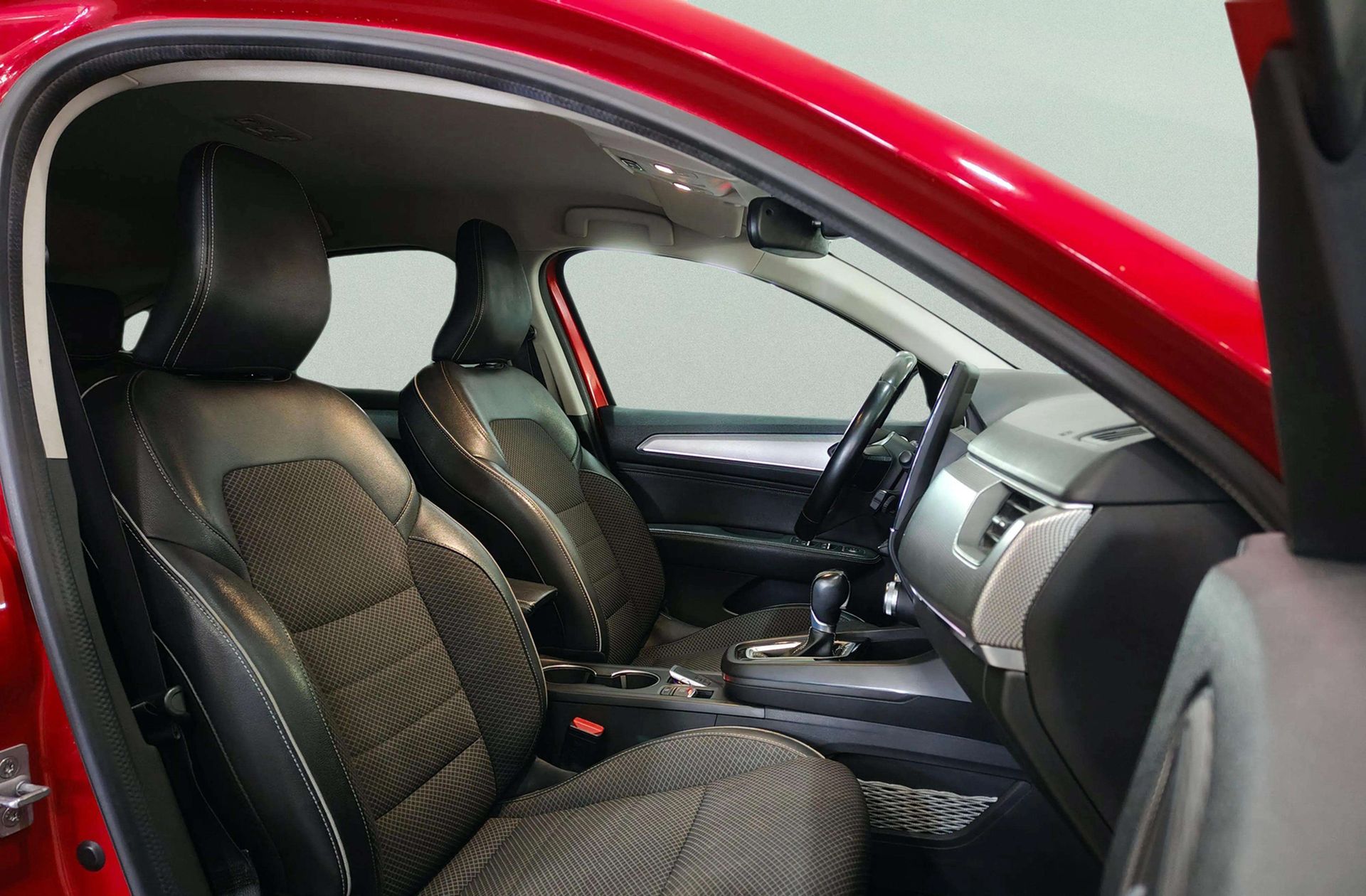 Renault Arkana Zen E-Tech Híbrido - foto 20
