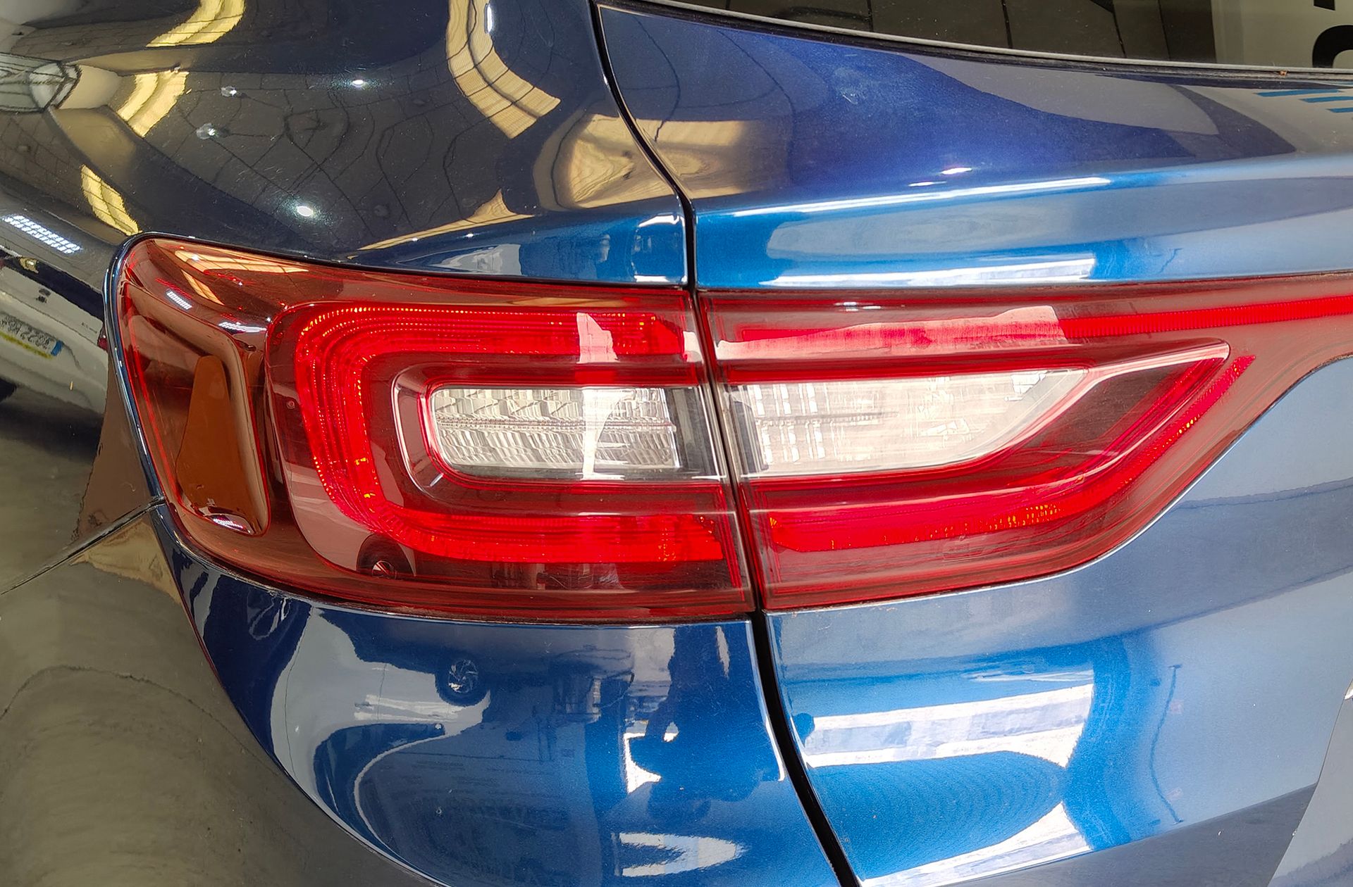 Renault Talisman Sport Tourer Limited Blue dCi - foto 17