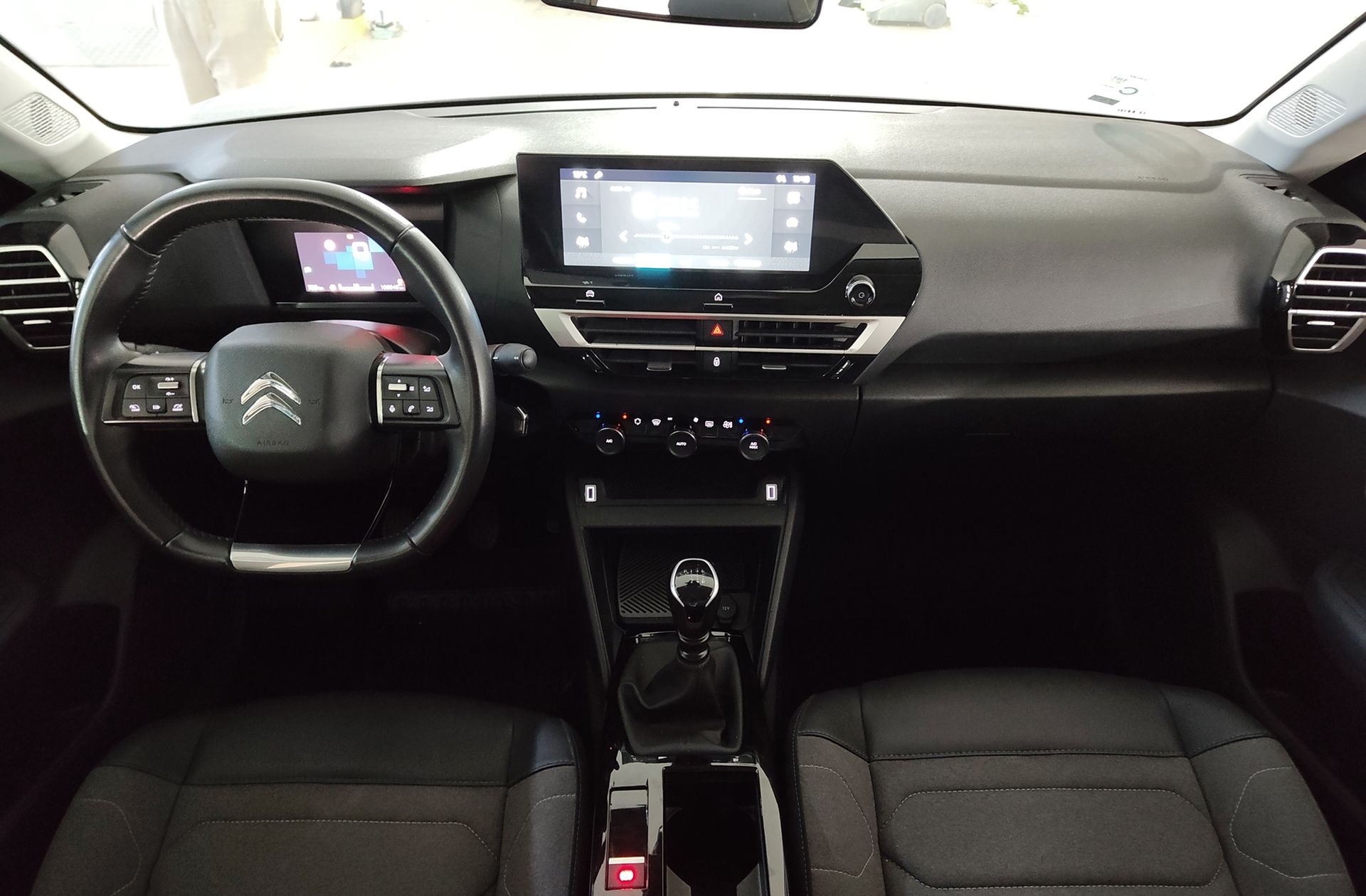 Citroën C4 PureTech 130 Plus - foto 6