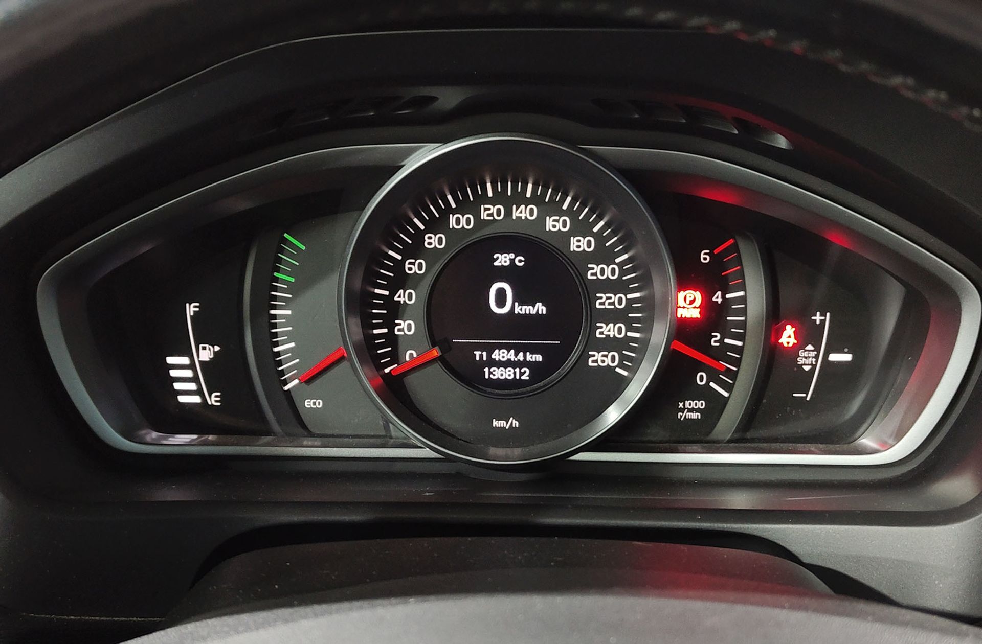 Volvo V40 D2 Kinetic - foto 27