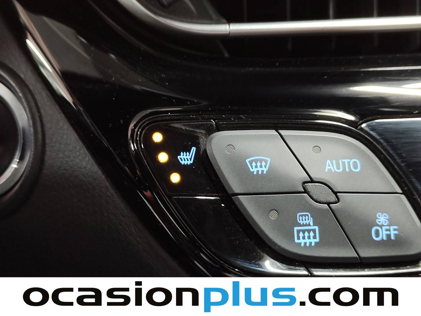 Equipamiento del Toyota C-HR Toyota C-HR 180H GR Sport Black Edition Auto (184 CV)