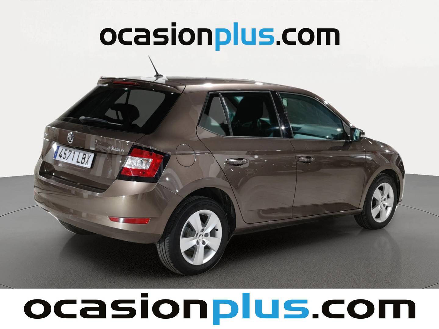Foto trasera Skoda Fabia Skoda Fabia 1.0 MPI Like 55 kW (75 CV) derecha
