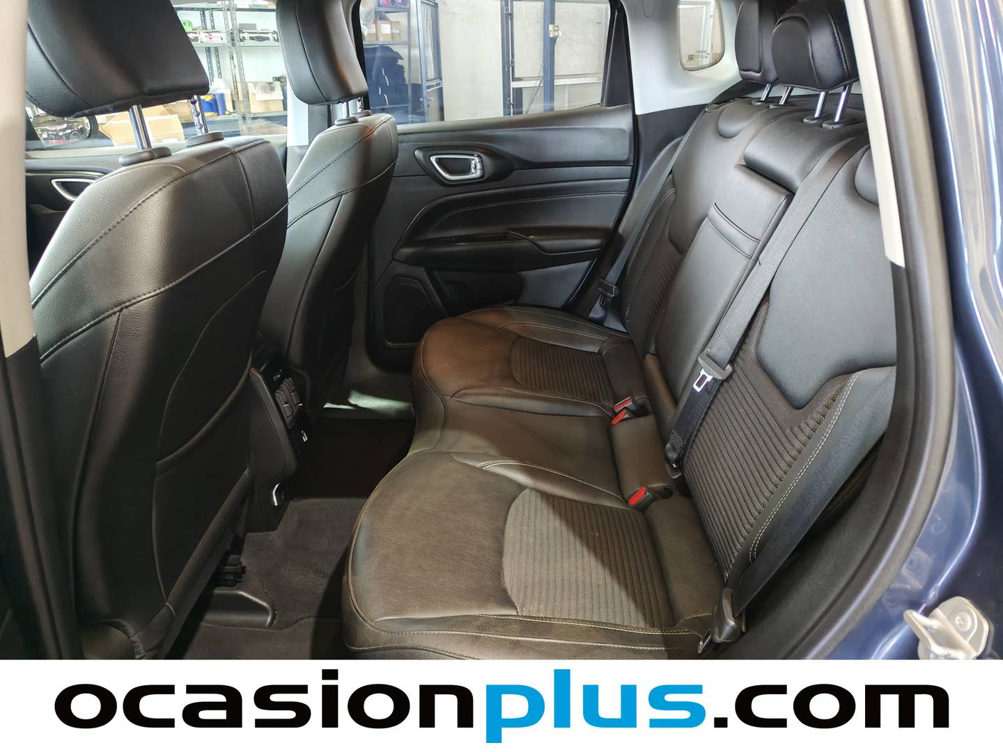 Foto Jeep Compass Jeep Compass 1.3 Gse Night Eagle FWD MT (130 CV)