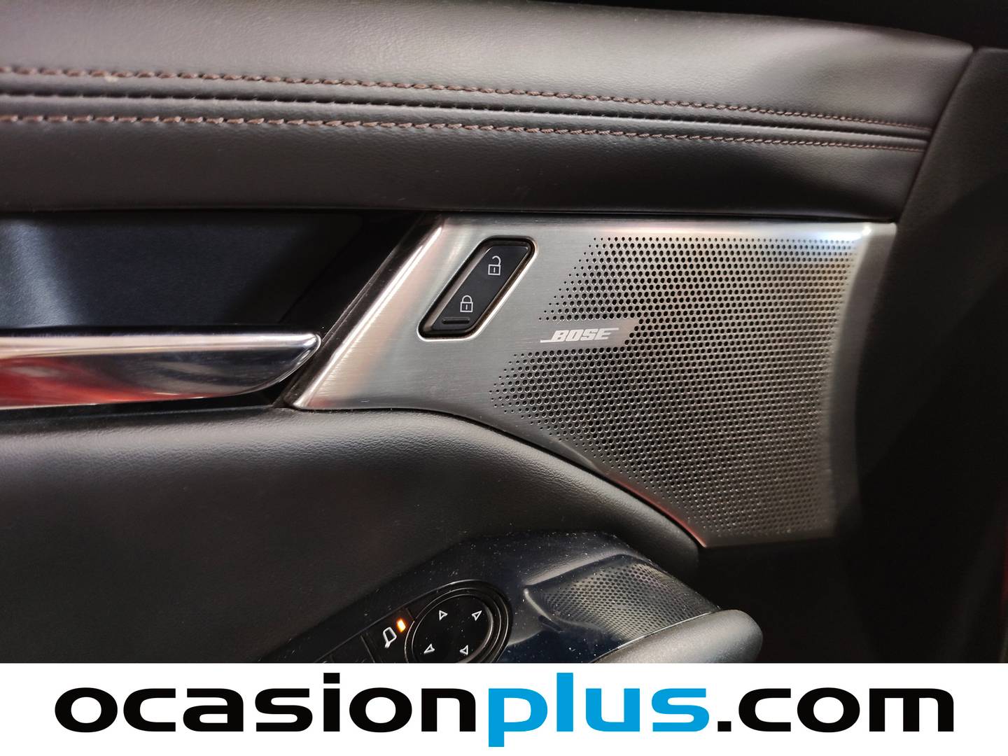 Acabados Mazda Mazda3 Mazda Mazda 3 2.0 Sedan Skyactiv-X Zenith Safety Black AT (181 CV)