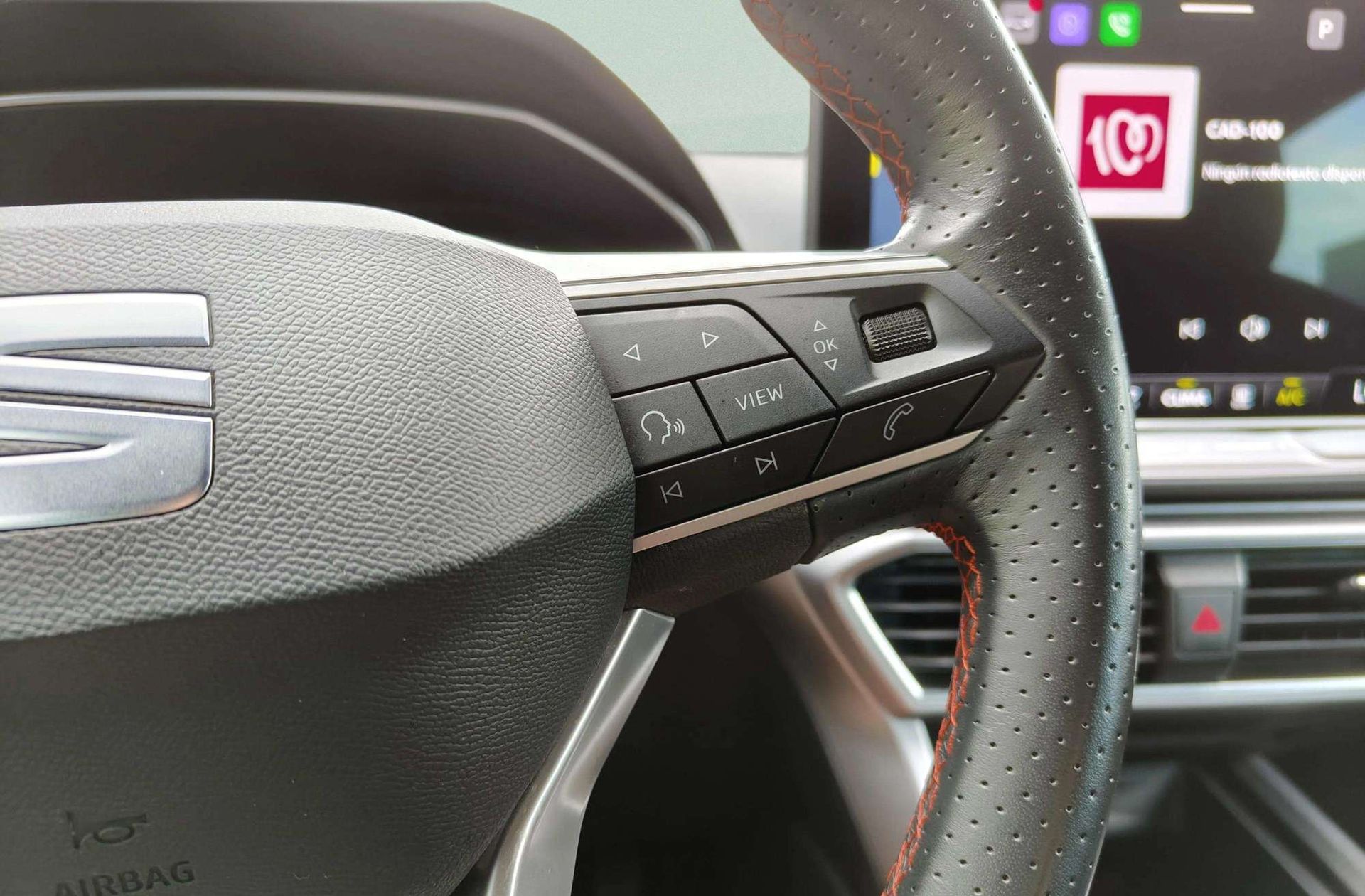 SEAT León 1.5 TSI FR 25 Aniversario - foto 37