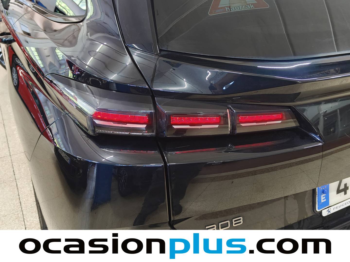 Foto Peugeot 308 Peugeot 308 SW BlueHDi 130 S&S Allure (130 CV)