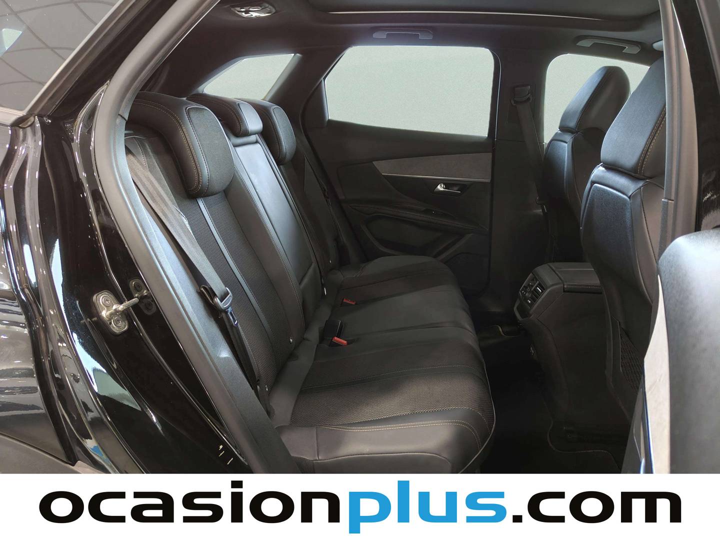 Foto Peugeot 3008 Peugeot 3008 PureTech 130 S&S GT EAT8 (130 CV)