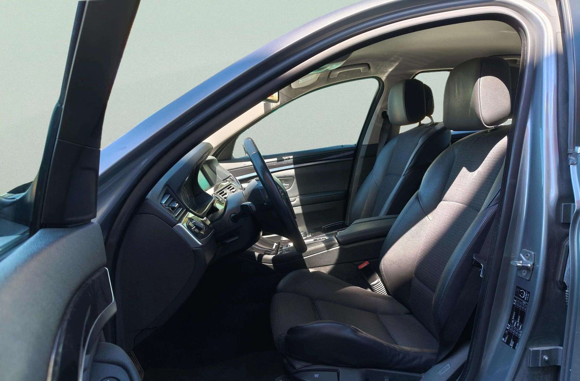 BMW Serie 5 520d - foto 10