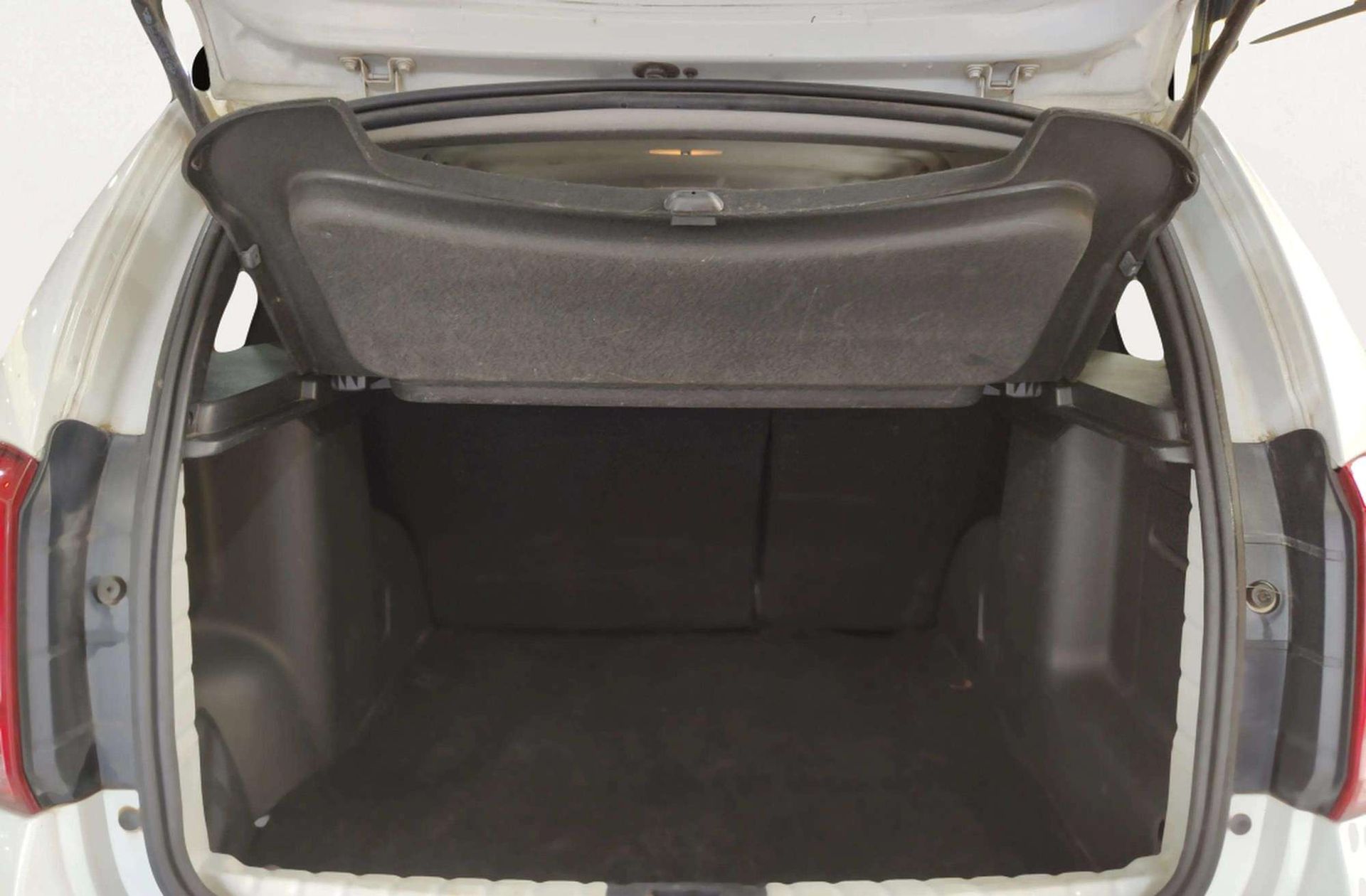 Dacia Duster Laureate dCi - foto 12