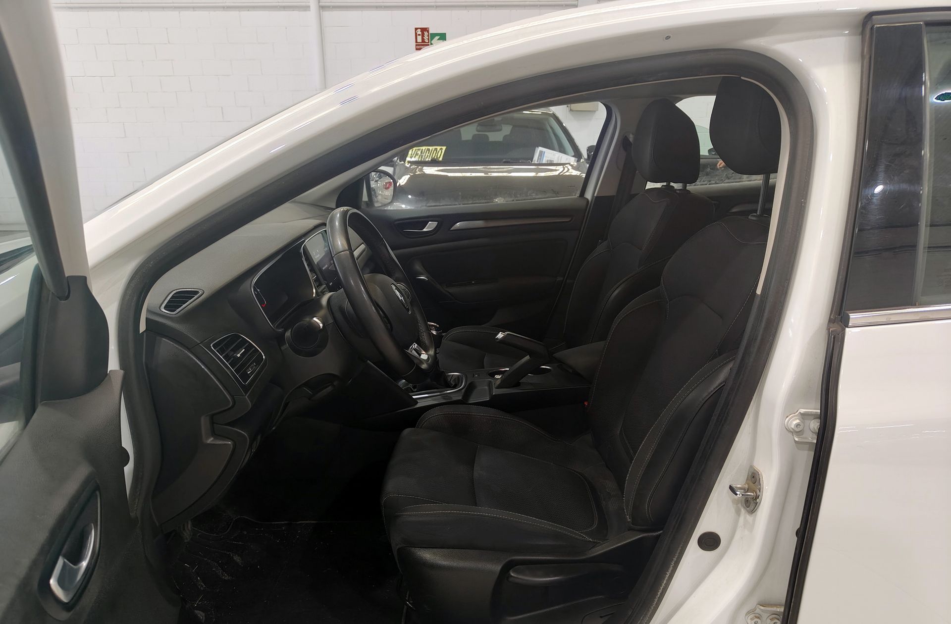 Renault Mégane Intens TCe GPF - foto 9