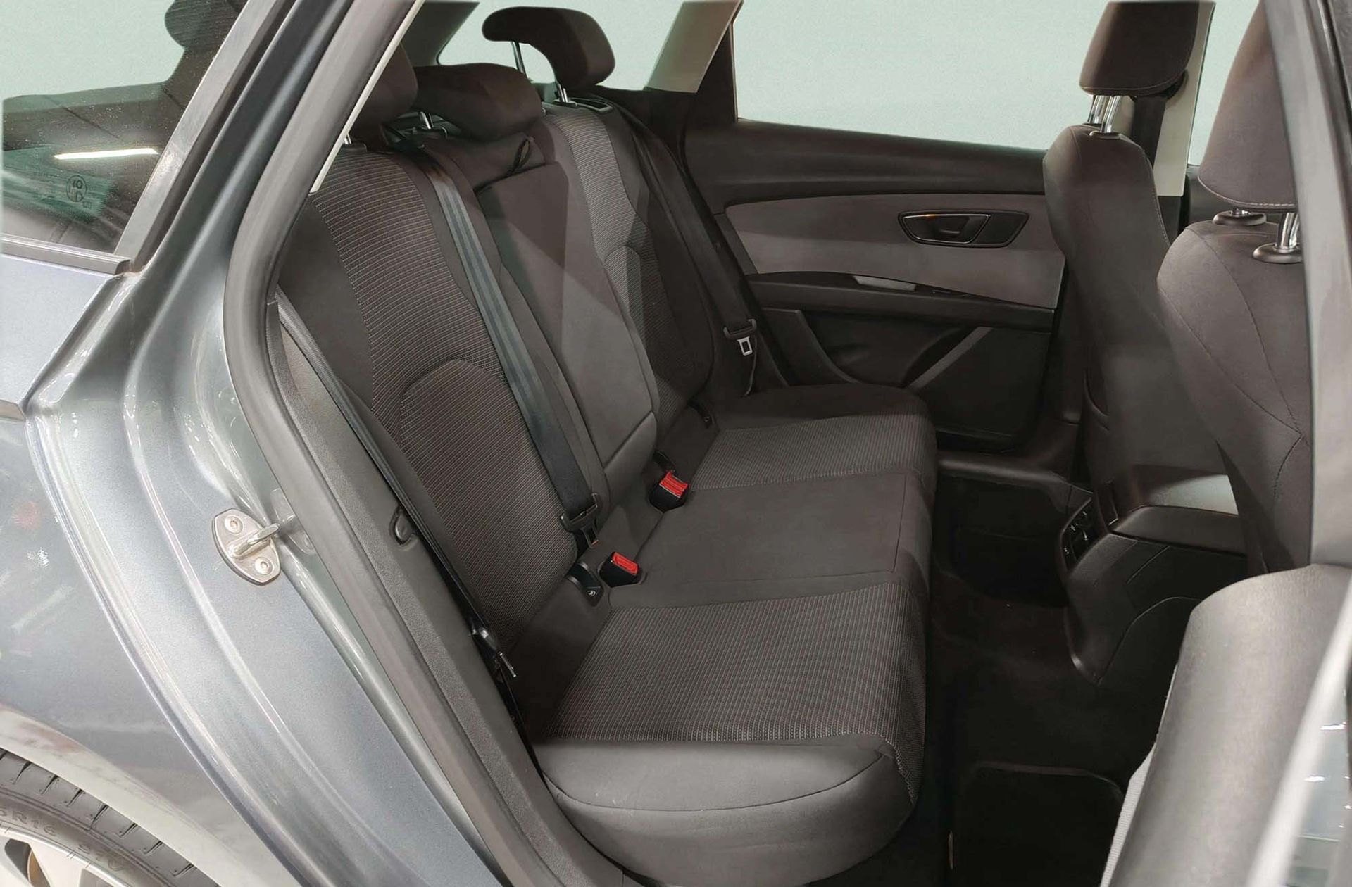 SEAT León ST 1.6 TDI Style Plus - foto 15