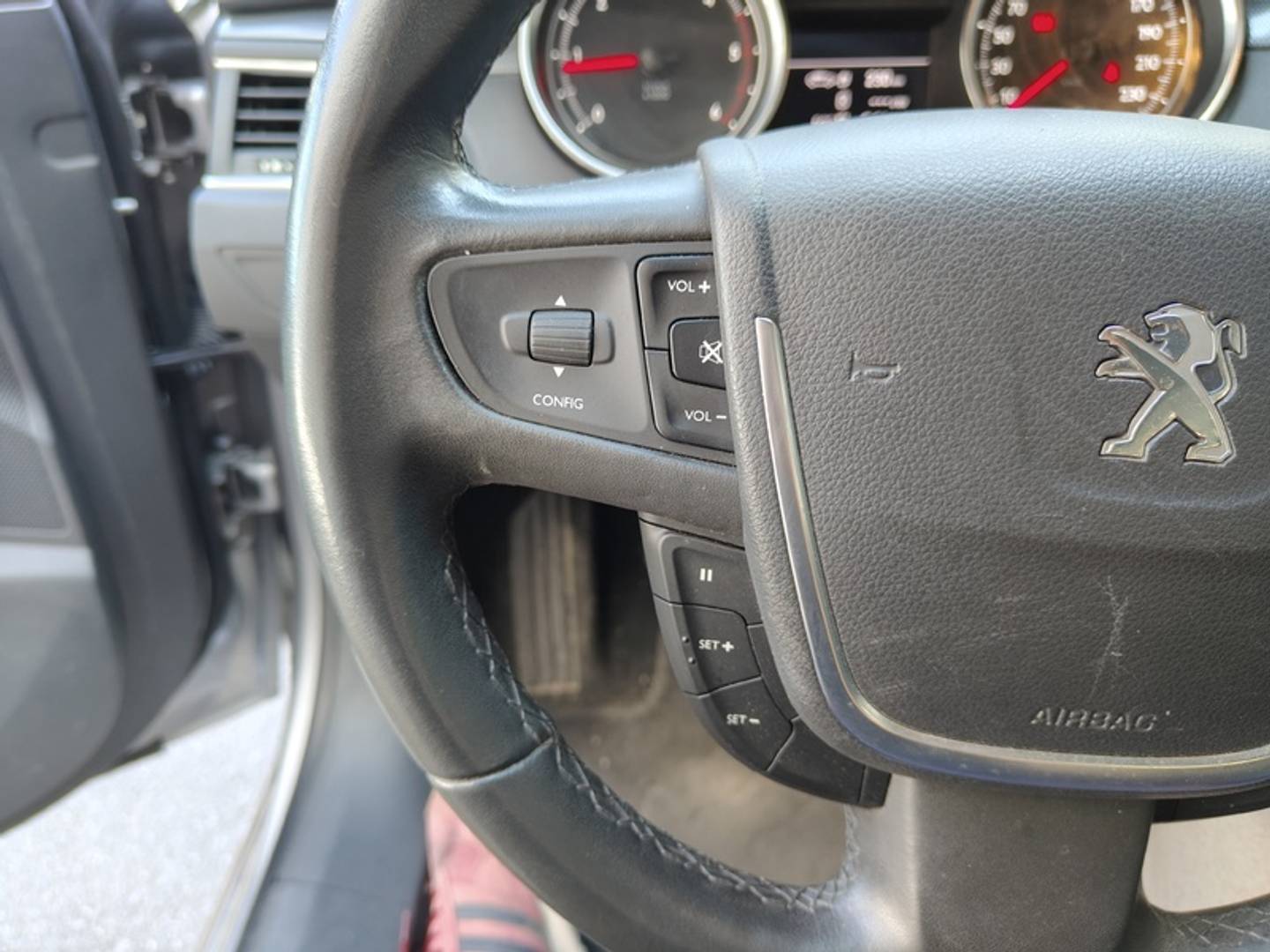 Foto Peugeot 508 Peugeot 508 SW Peugeot 508 SW 1.6 BlueHDI Active 88 kW (120 CV)