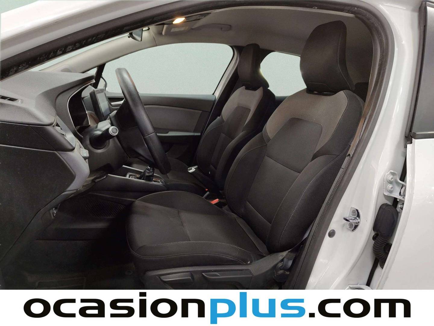 Foto asientos delanteros Renault Clio Renault Clio Business TCe (100 CV) GLP