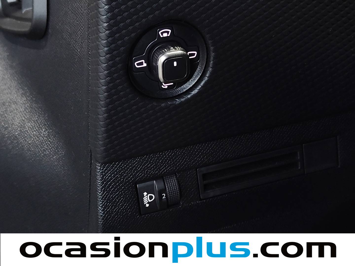 Foto DS DS 4 DS DS4 BlueHDi 130 Trocadero Auto (130 CV)