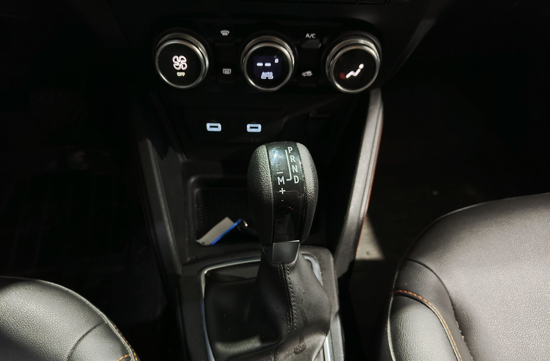Dacia Duster SL Extreme TCe EDC - foto 5
