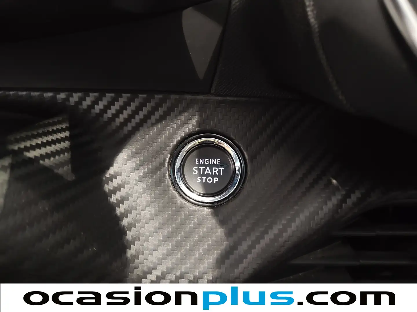 Foto Peugeot 2008 Peugeot 2008 PureTech 130 S&S Allure Pack EAT8 (130 CV)