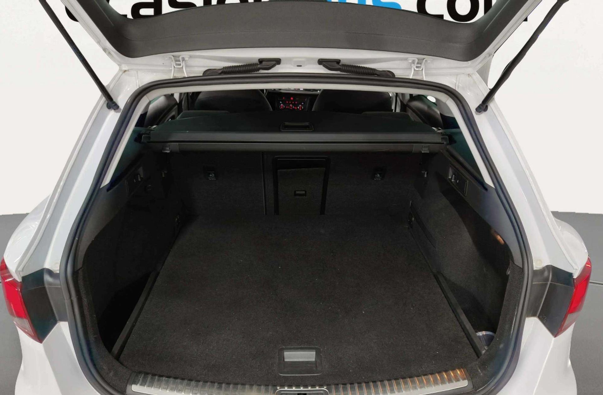 SEAT León ST 1.6 TDI Style Advanced Nav - foto 17