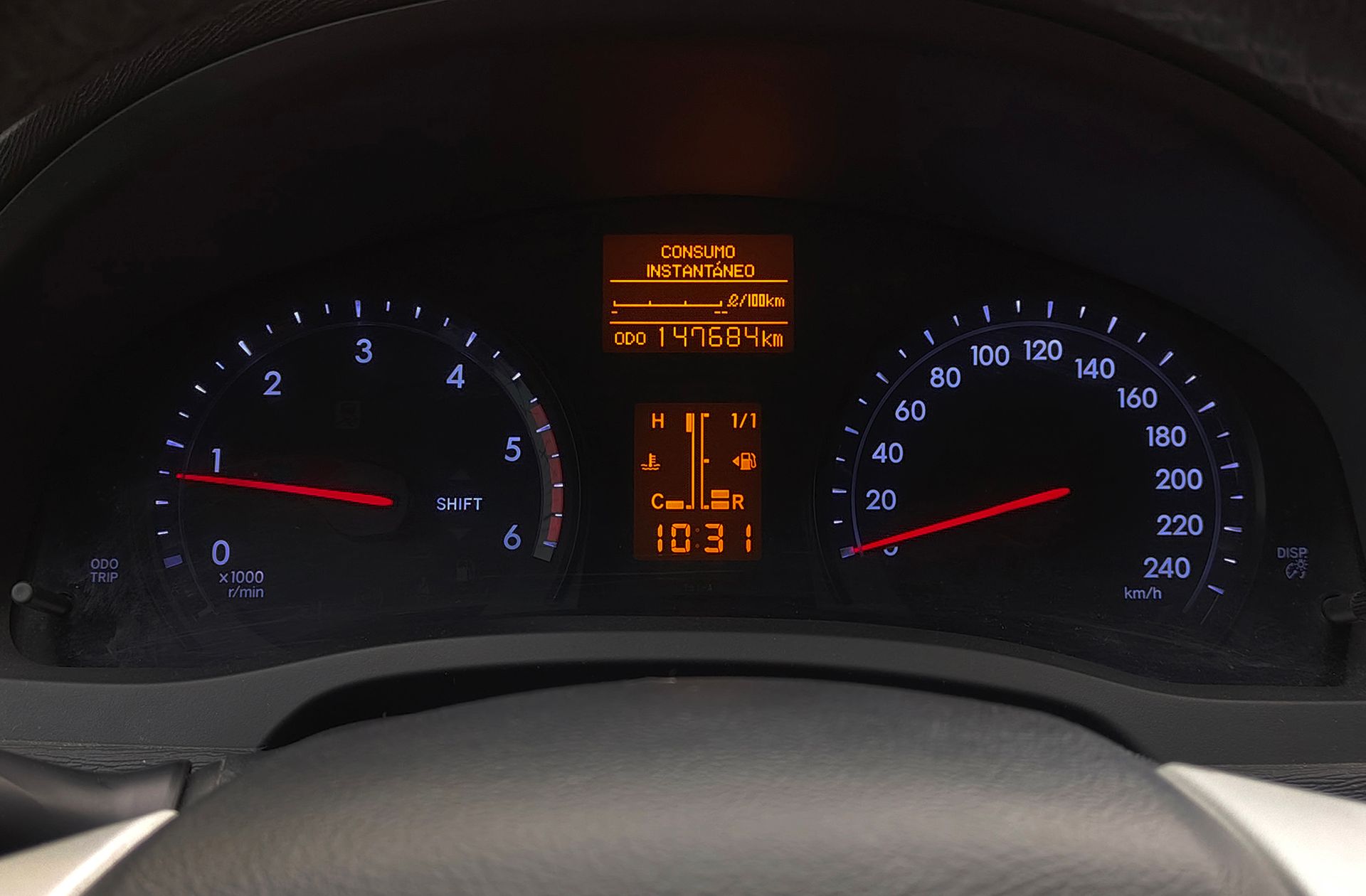 Toyota Avensis 120D Cross Sport Advance - foto 22