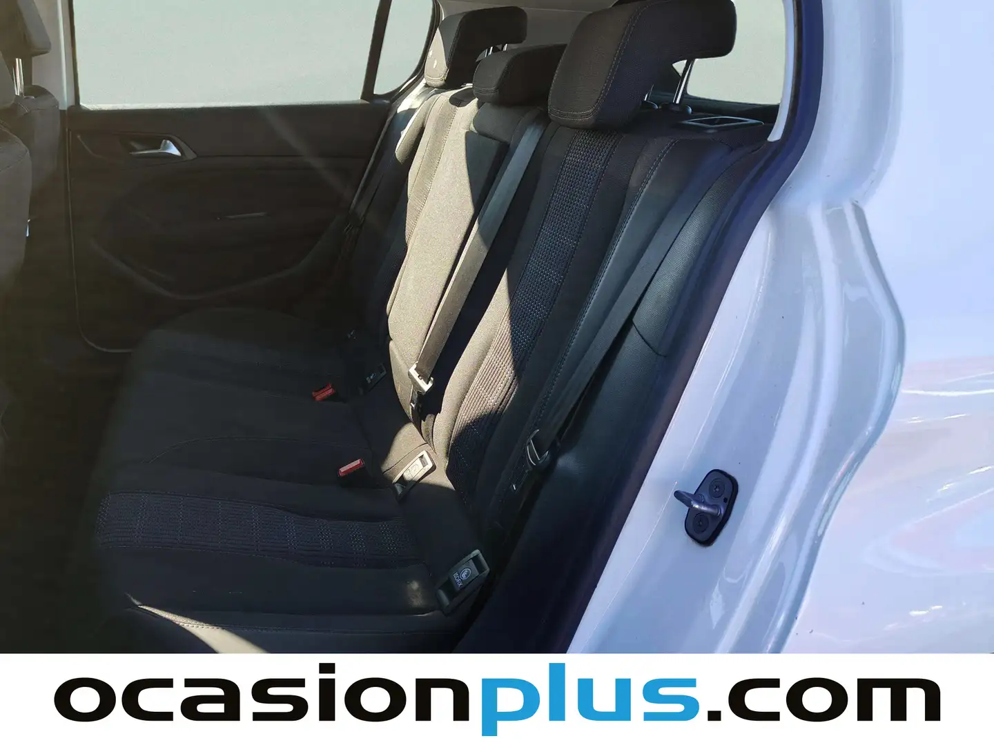 Foto Peugeot 308 Peugeot 308 1.6 BlueHDi Active (120 CV)