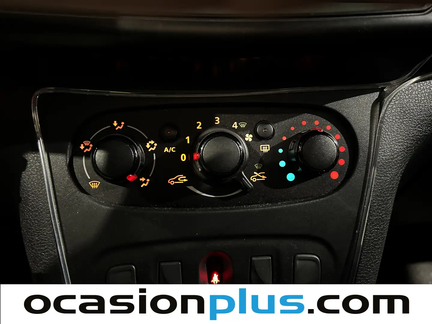 Foto Dacia Logan Dacia Logan Essential TCe GLP (100 CV)