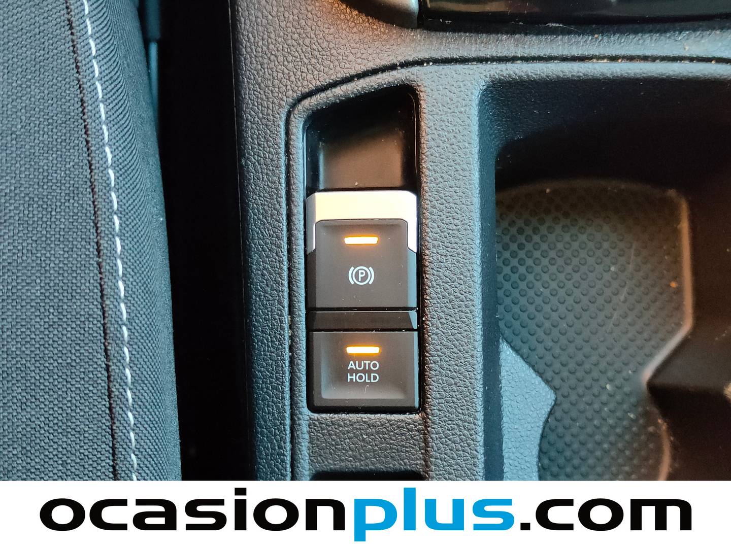 Foto Volkswagen T-Roc Volkswagen T-Roc Advance R-Line 1.0 TSI (110 CV)