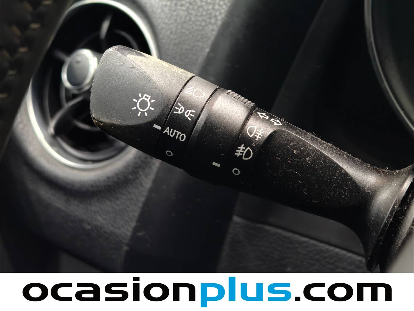 Toyota Auris Toyota Auris 140H Hybrid Advance (136 CV) seminuevo