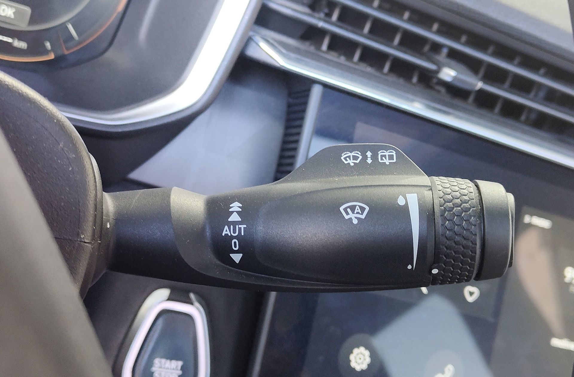 Lynk & Co 01 1.5 PHEV - foto 33
