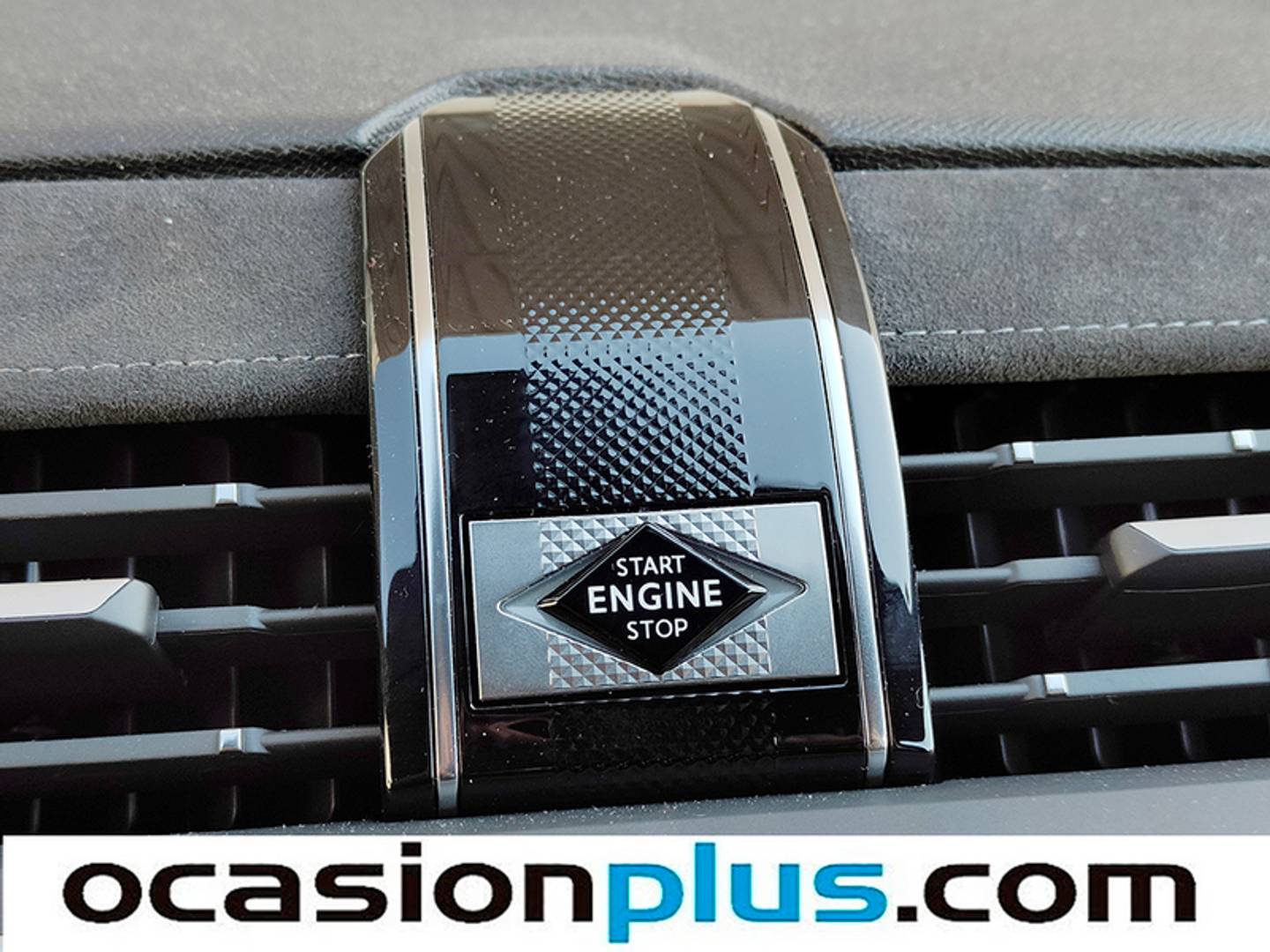 Foto DS DS 7 DS DS7 Crossback BlueHDi 130 Performance Line Auto (130 CV)