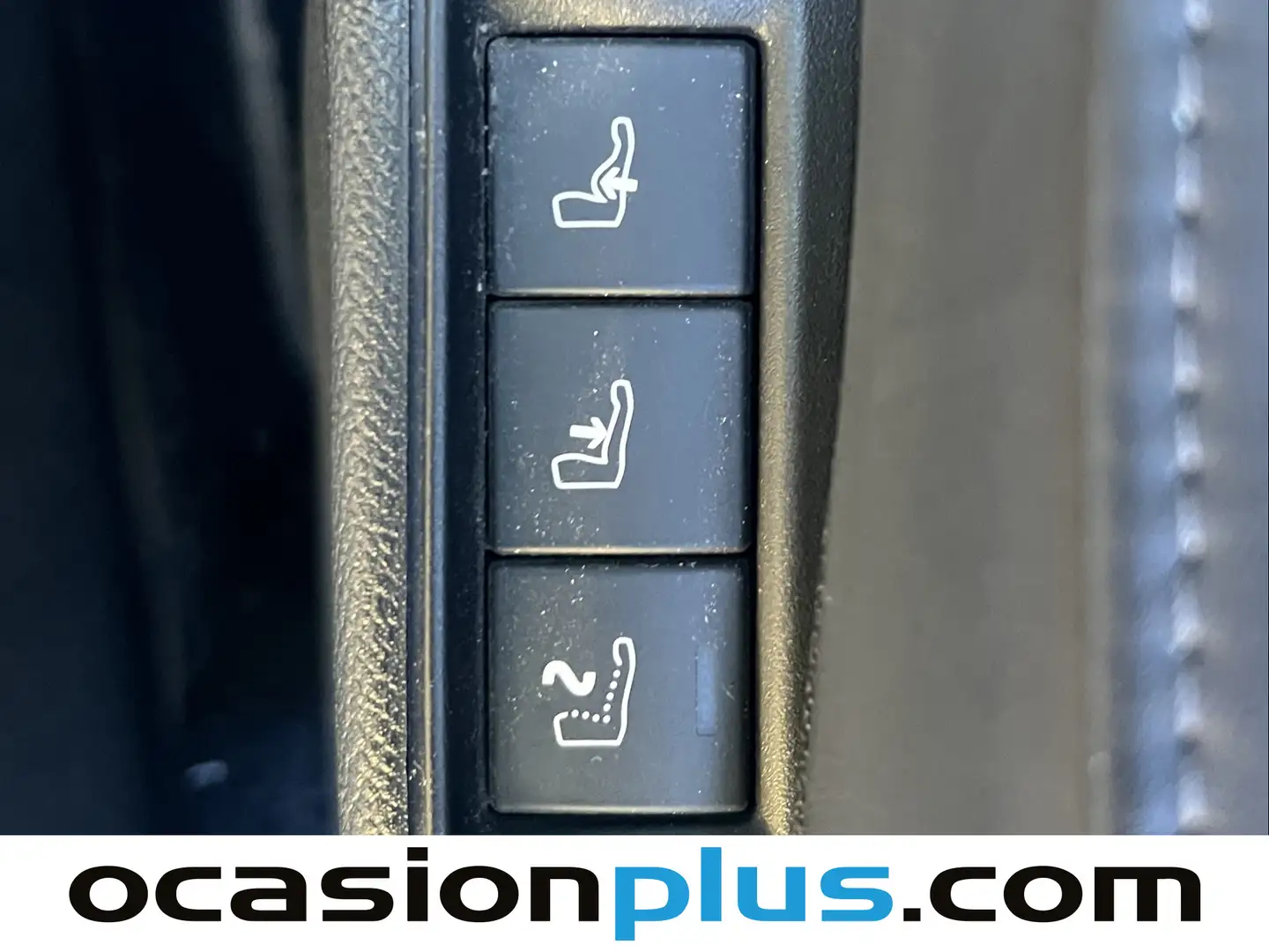 Foto DS DS 3 Crossback DS DS3 Crossback PureTech 130 Grand Chic EAT8  (130 CV)