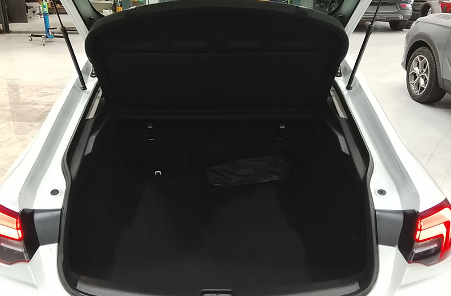Opel Insignia GS 1.6 CDTI ecoTEC D Business - foto 12