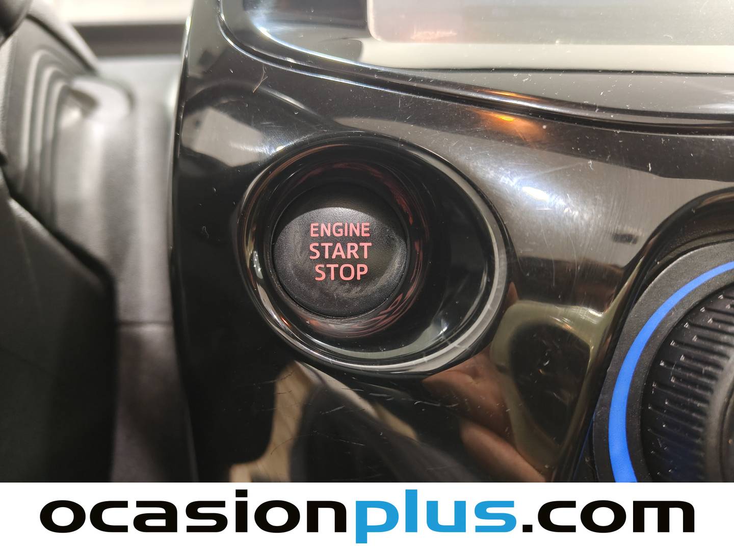 Equipamiento del Peugeot 108 Peugeot 108 1.2 PureTech Top! Allure (82 CV)