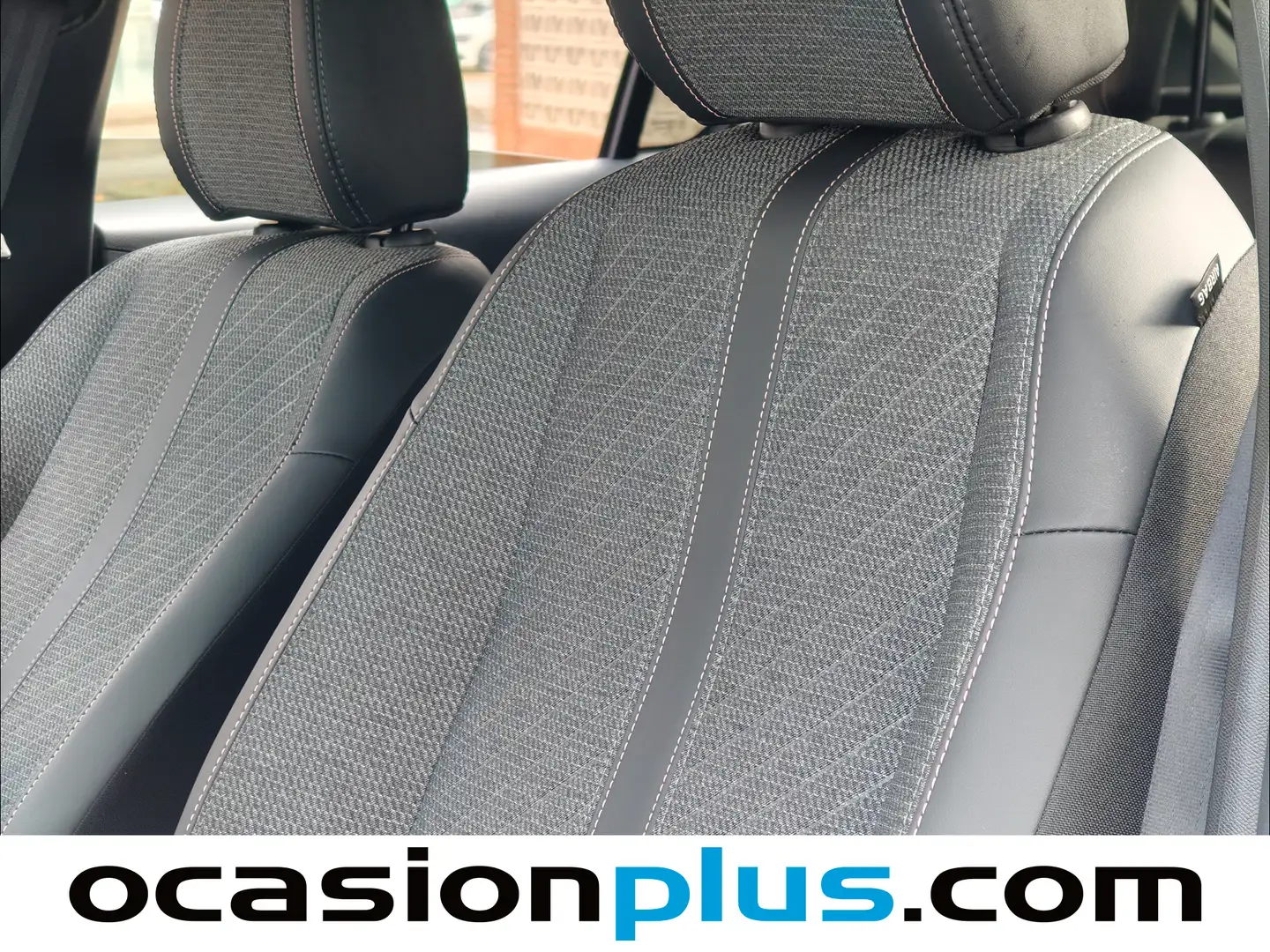 Foto Peugeot 208 Peugeot 208 PureTech 100 Allure (100 CV)