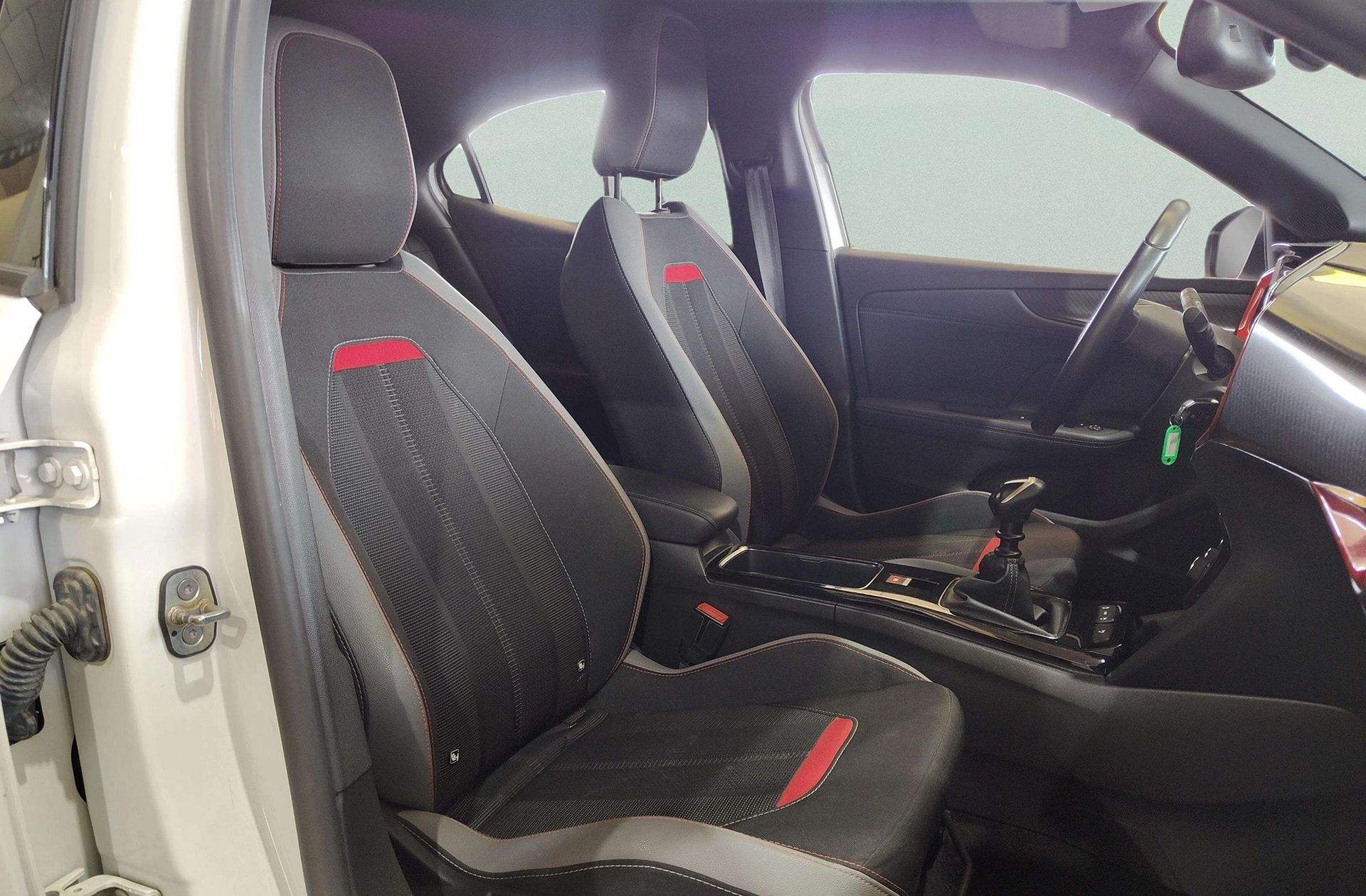Opel Mokka 1.2 T GS - foto 18