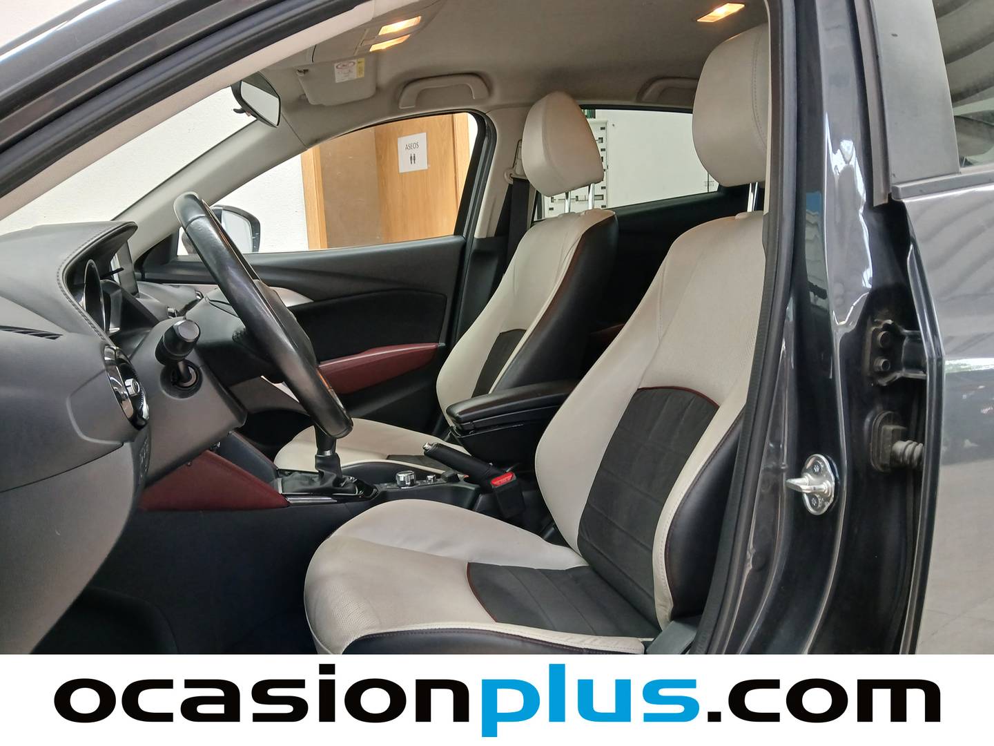 Foto asientos delanteros Mazda CX-3 Mazda CX-3 1.5 DE SKYACTIV Luxury White 2WD (105 CV)