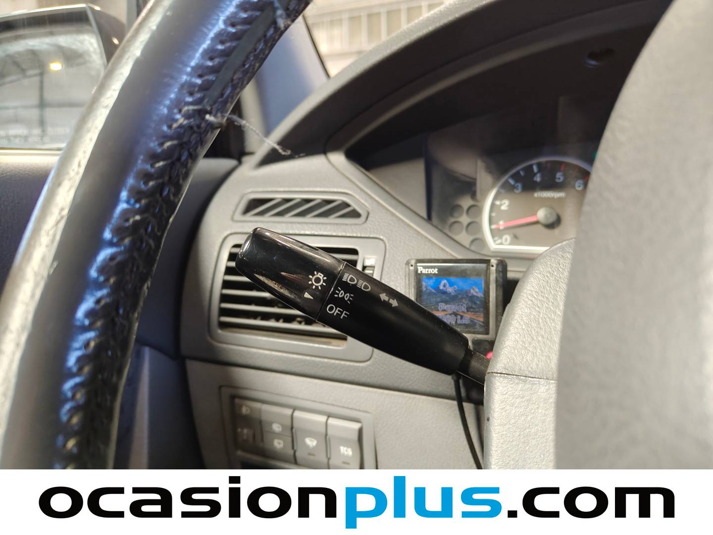 Extras y acabados del KIA Carens KIA Carens 2.0 CRDi EX (112 CV)