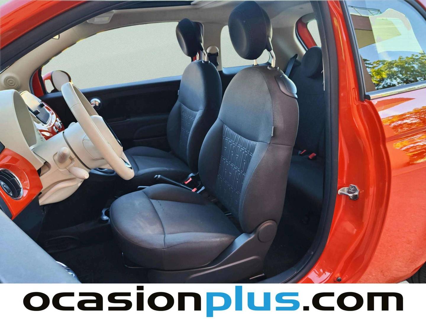 Foto asientos delanteros Fiat 500 Fiat 500 1.0 Hybrid Dolcevita (70 CV)