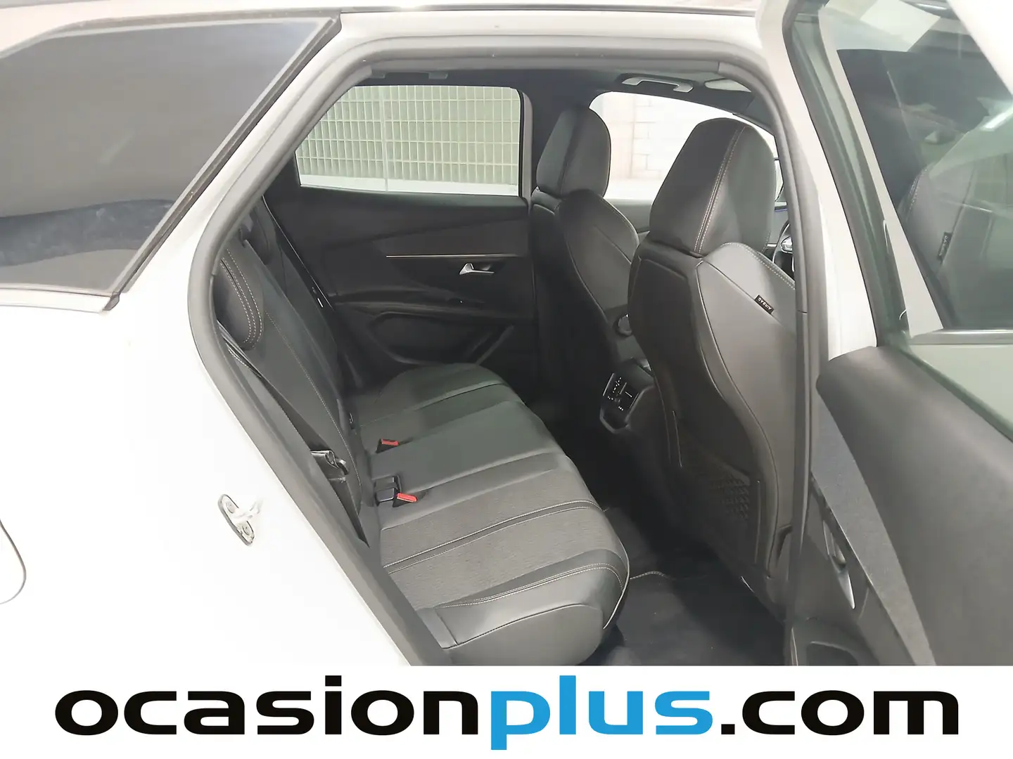 Foto Peugeot 3008 Peugeot 3008 PureTech 130 S&S GT Line EAT8 (130 CV)