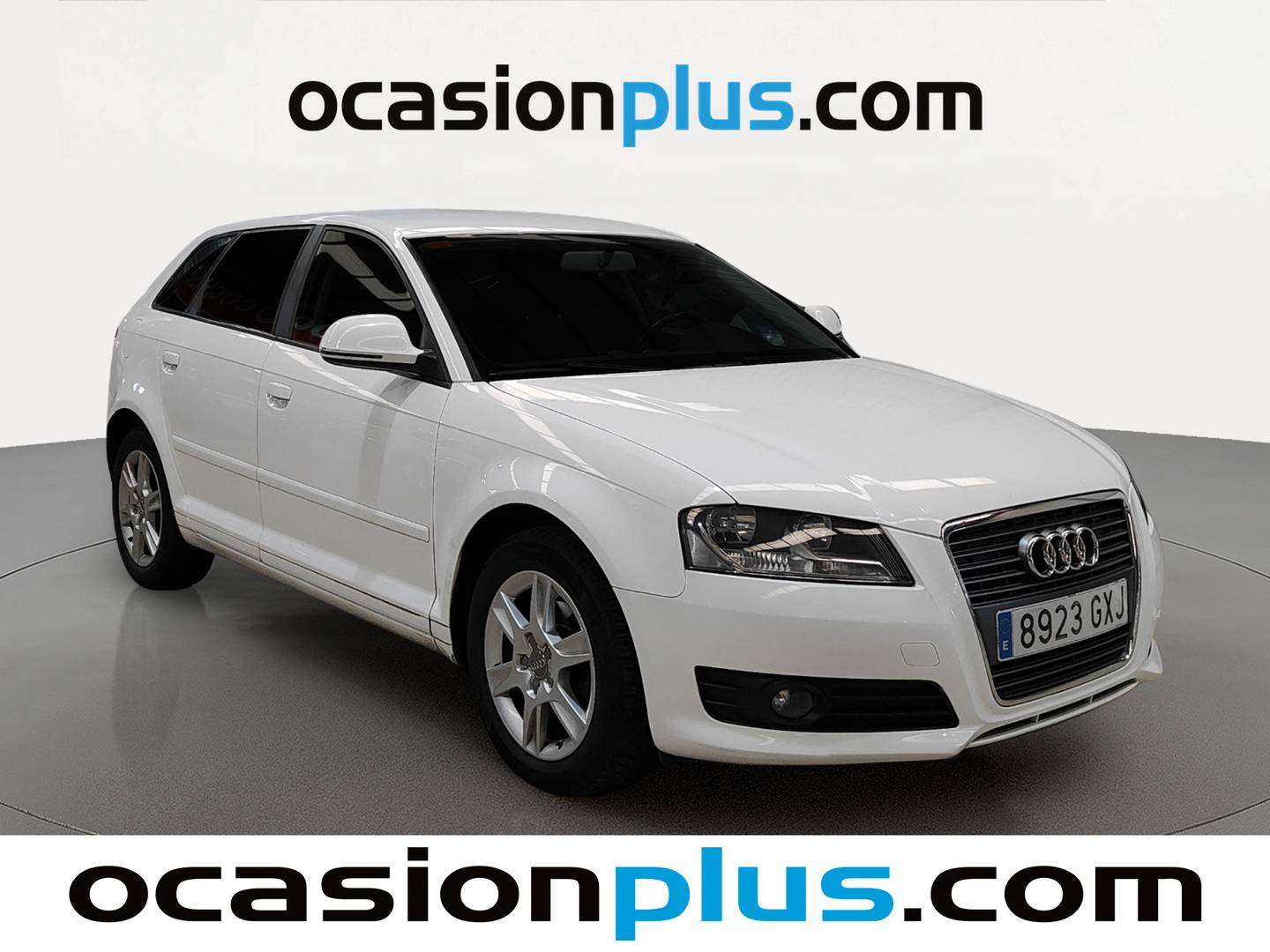 Foto delantera Audi A3 Audi A3 Sportback Attraction 1.6 TDI (110 CV) S tronic derecha