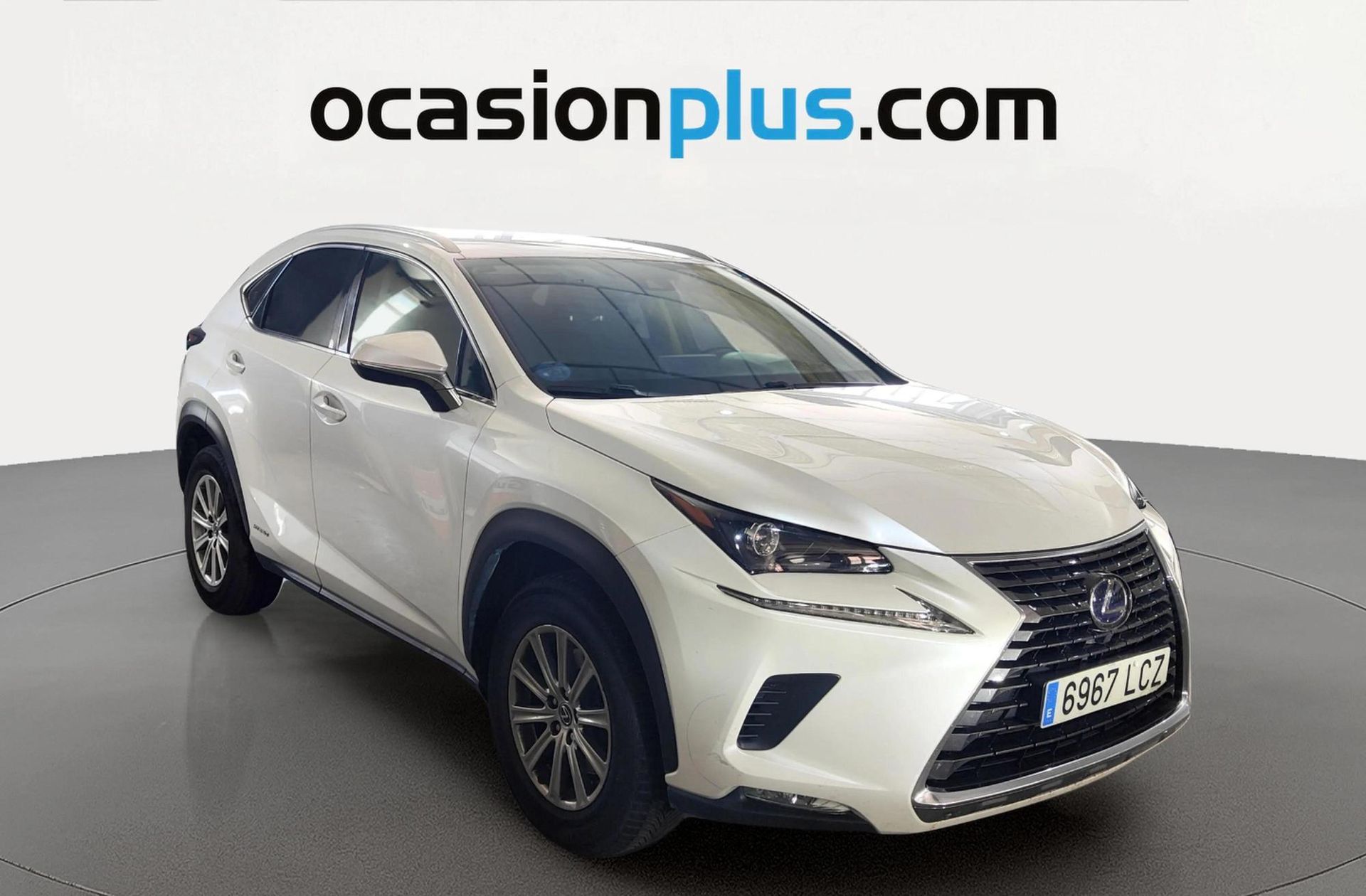 Lexus NX 300h Business Navigation 2WD - foto 2