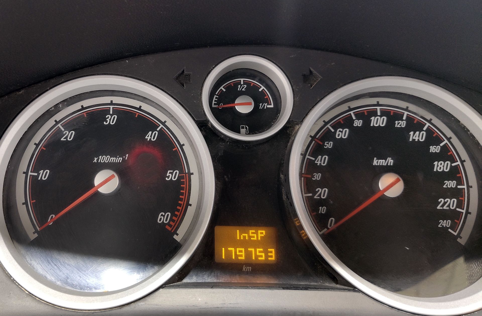 Opel Astra 1.9 CDTI Sport - foto 18