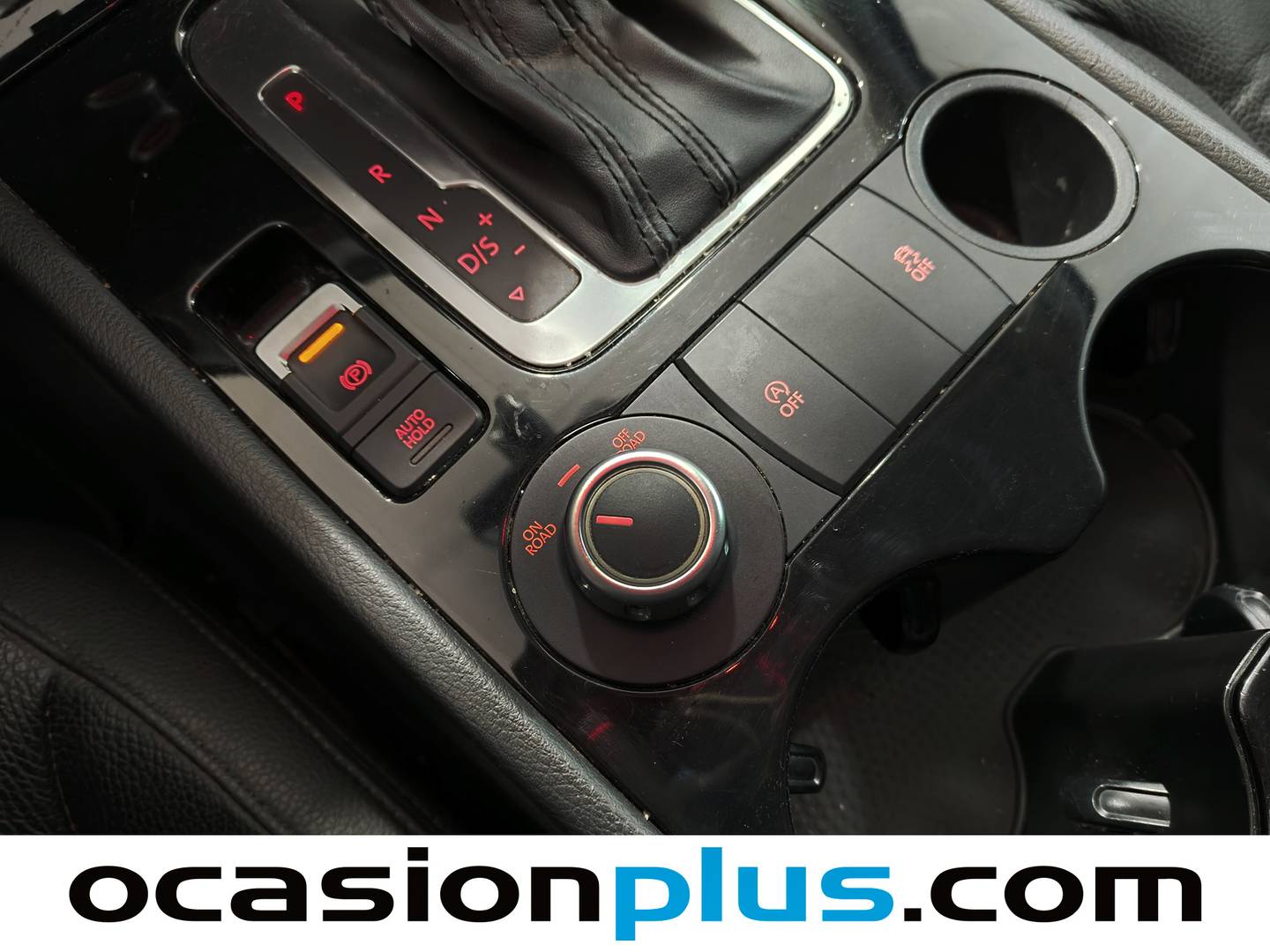 Foto Volkswagen Touareg Volkswagen Touareg R-Line 3.0 TDI V6 BMT (245 CV) Tiptronic