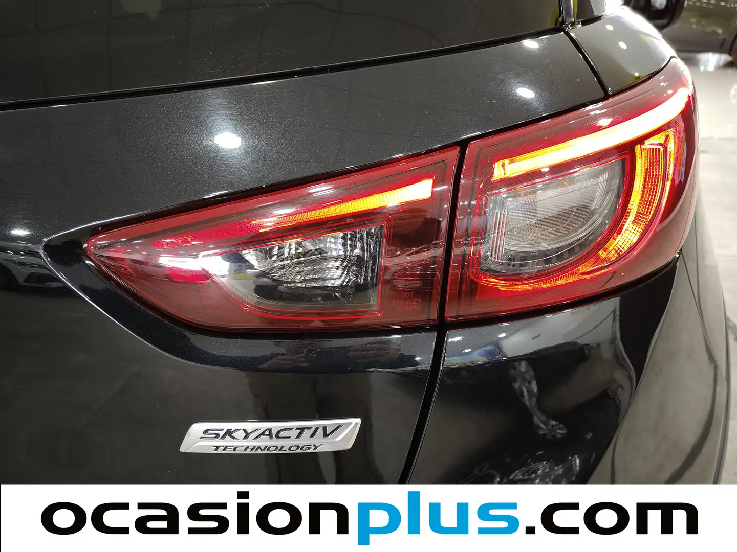 Foto Mazda CX-3 Mazda CX-3 2.0 SKYACTIV GE Luxury 2WD AT (120 CV)