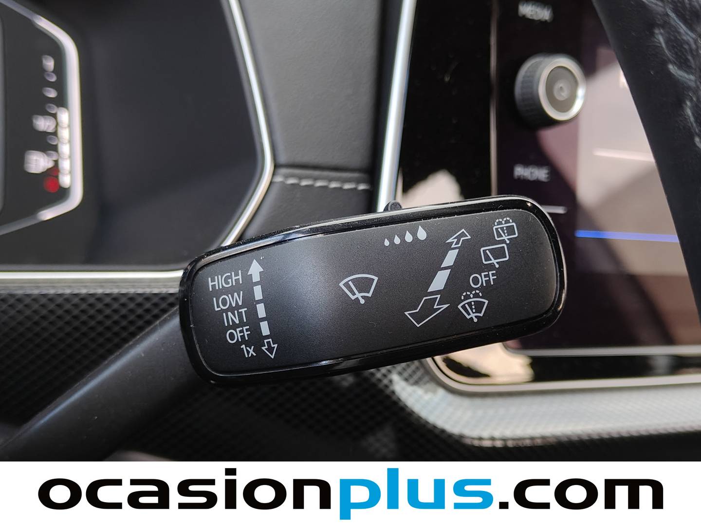 Foto Volkswagen T-Cross Volkswagen T-Cross R-Line 1.0 TSI (116 CV) DSG