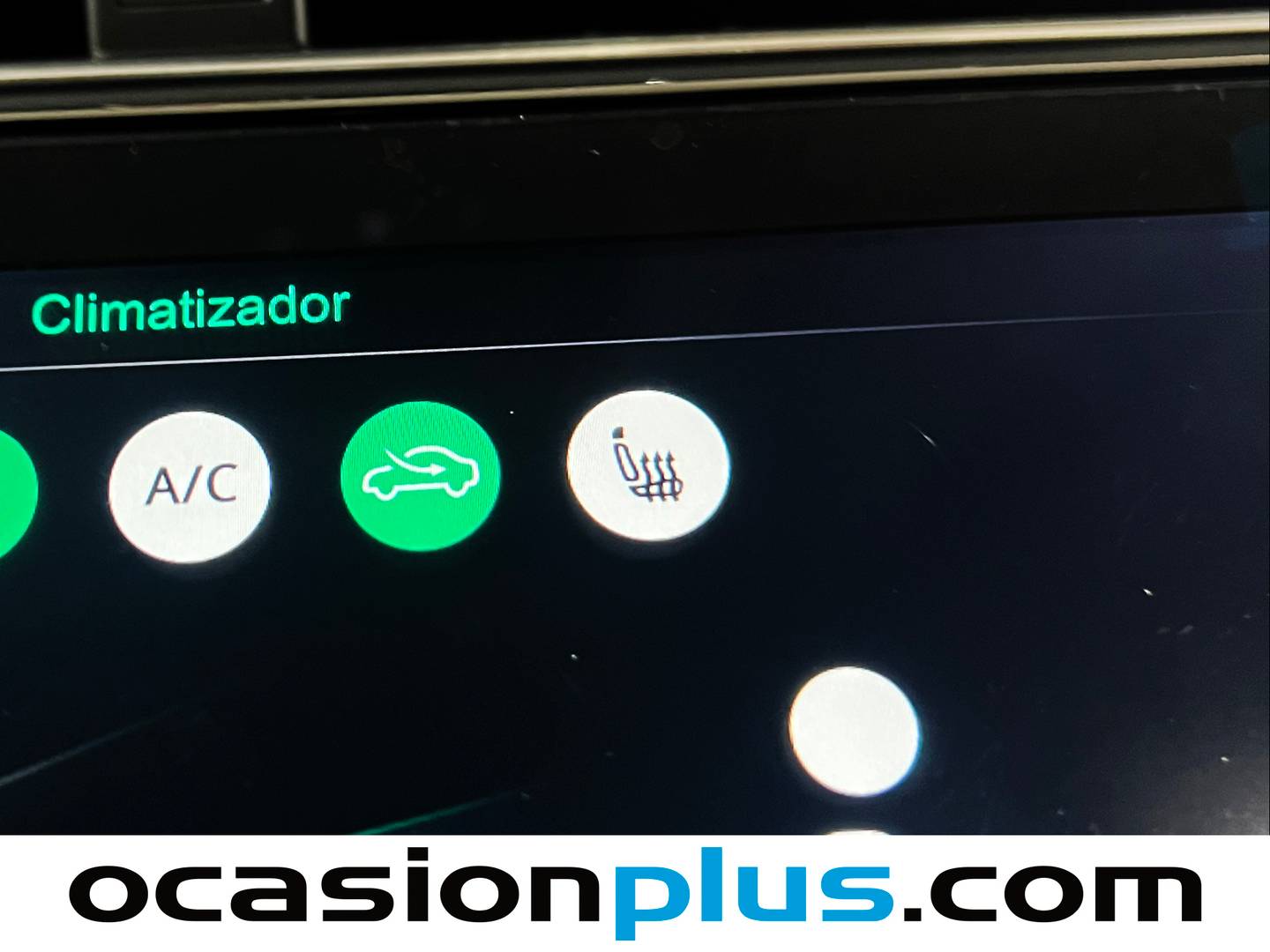 Extras y acabados del MG ZS MG ZS 1.0T Luxury Auto (111 CV)