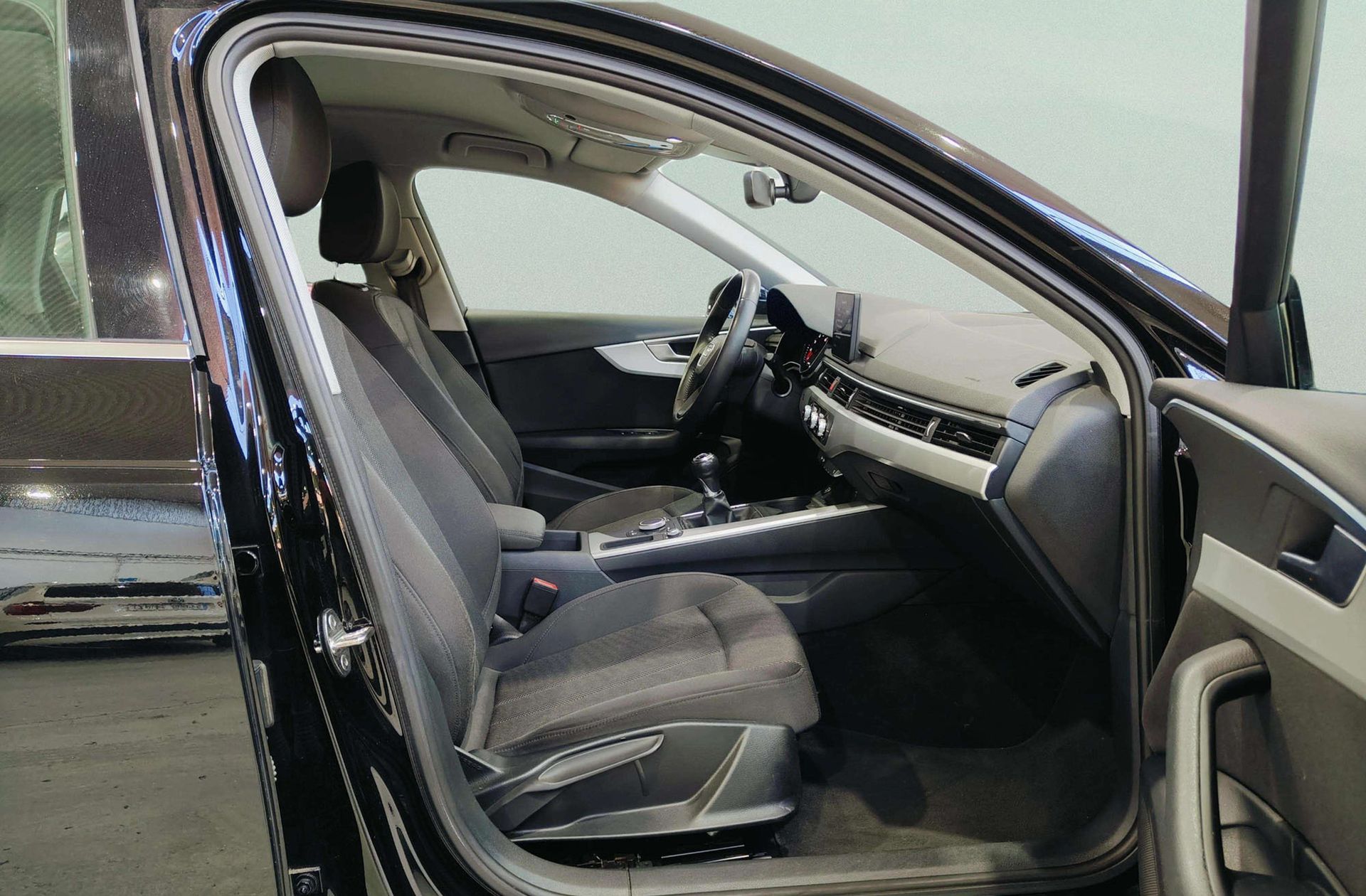Audi A4 Advanced edition 1.4 TFSI - foto 16