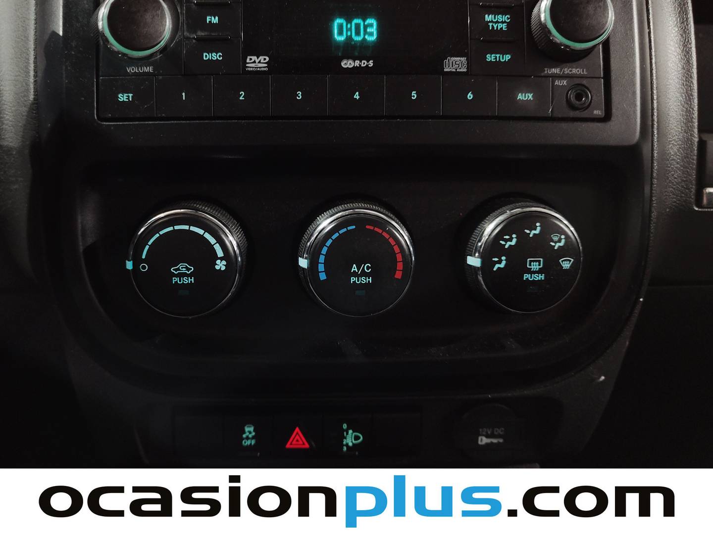 Equipamiento del Jeep Compass Jeep Compass 2.2 CRD Sport 4x4 (136 CV)