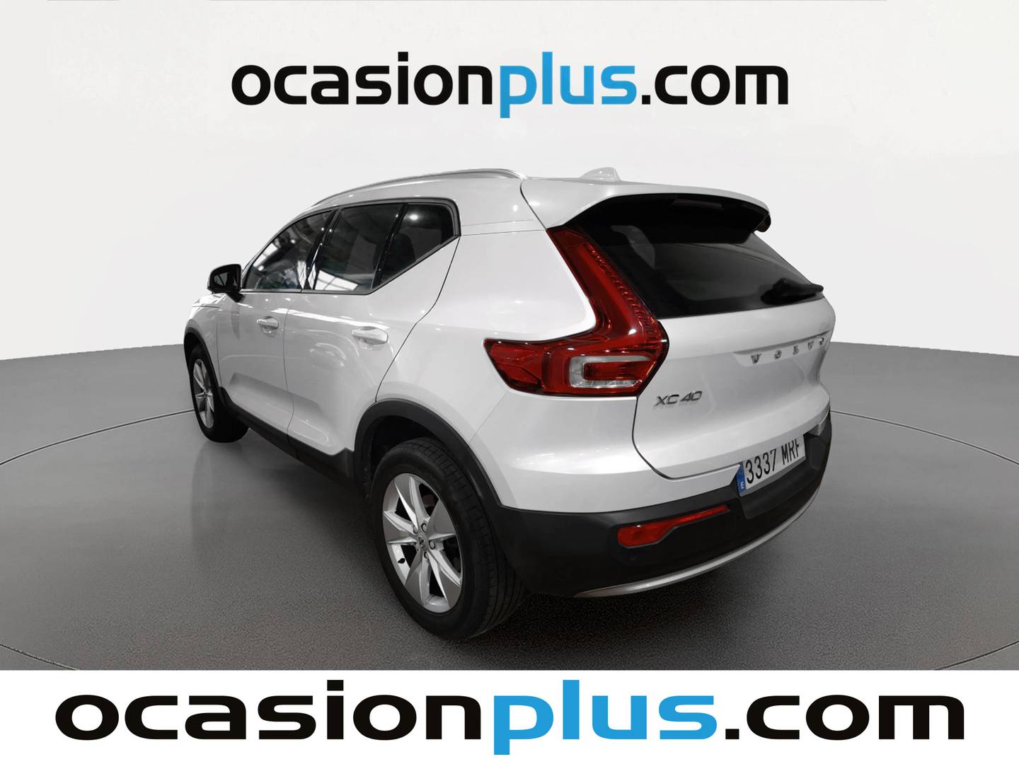 Foto trasera Volvo XC40 Volvo XC40 B3 Gasolina Mild hybrid Core Auto (163 CV) izquierda