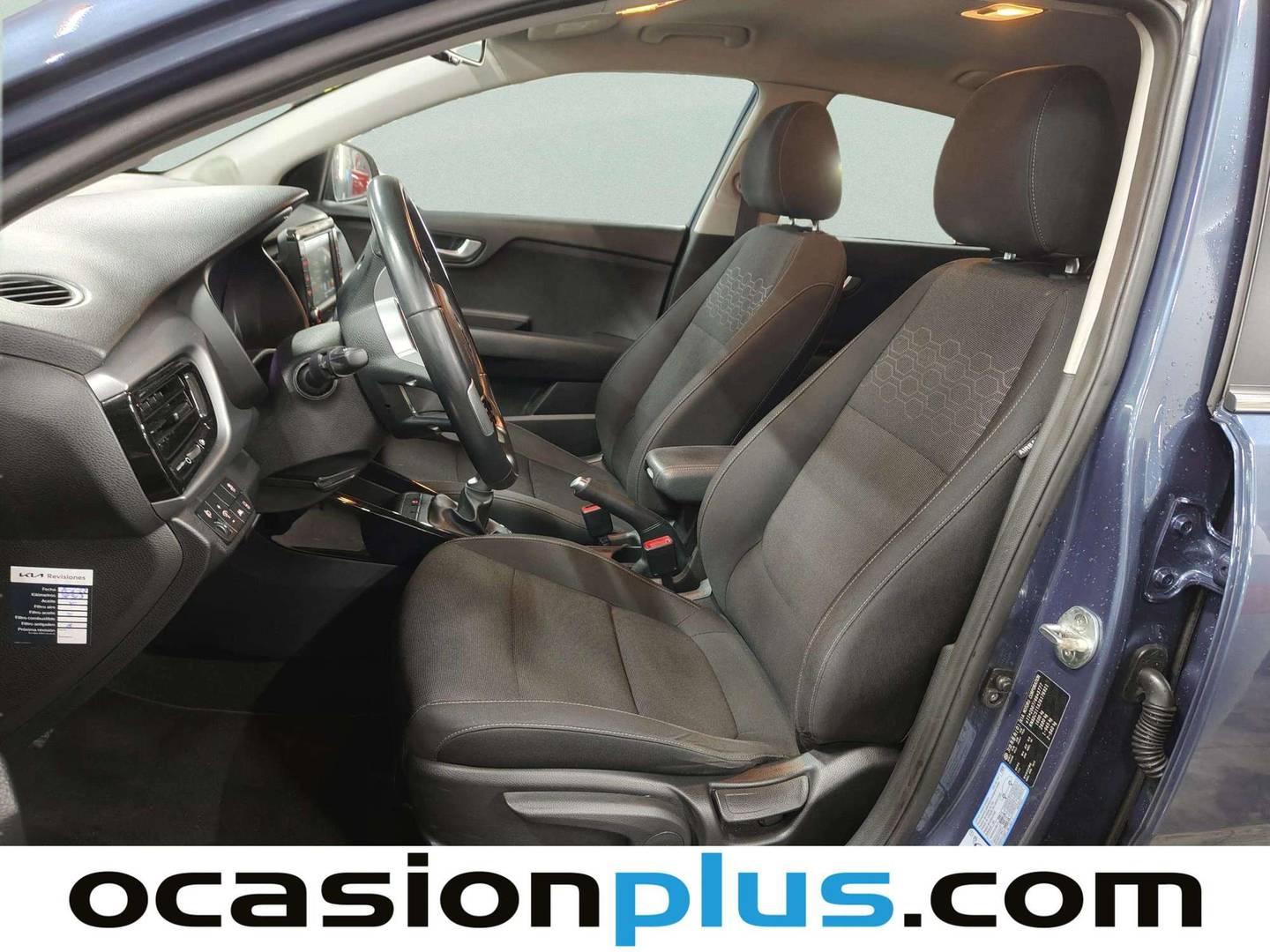 Foto asientos delanteros KIA Rio Kia Rio 1.0 T-GDi Tech (100 CV)